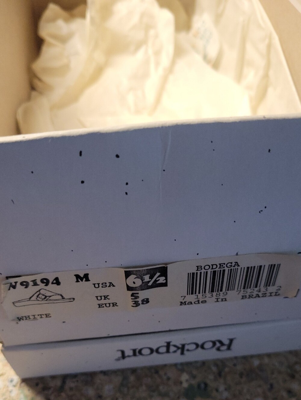 Rockport NEW White Sandsls 6 1/2 M - Picture 6 of 7